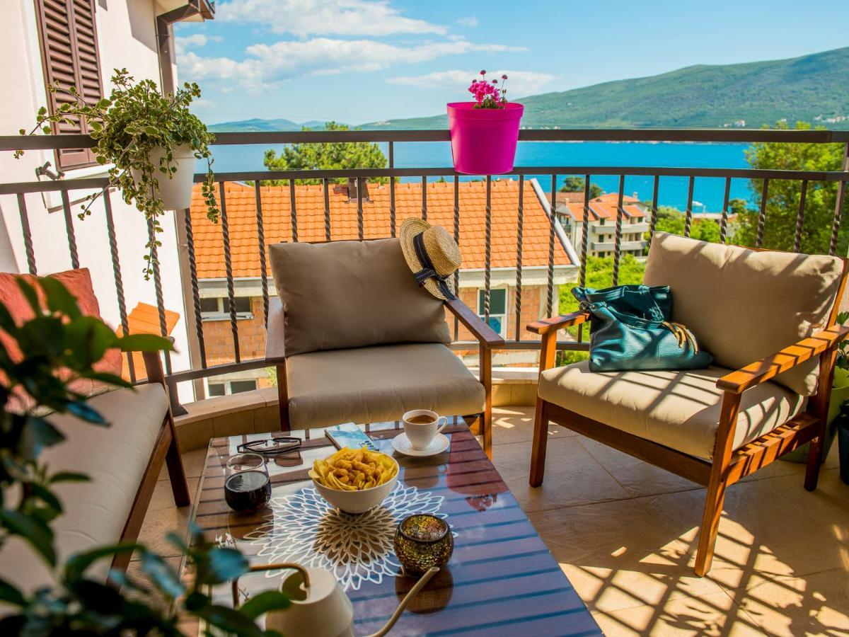 Cicciobello Lux Apartment Baosici With Stunning Sea View Exterior foto
